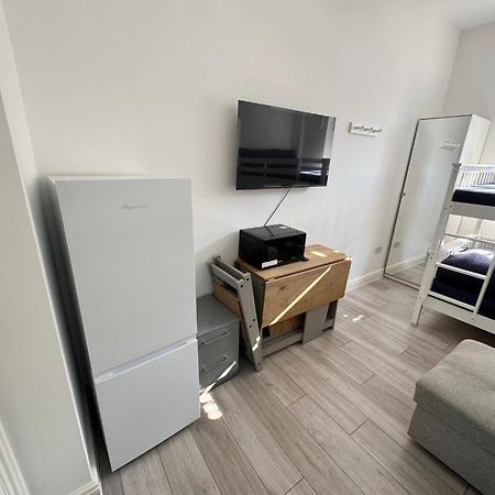 Willesden Green Budget Guesthouse ロンドン エクステリア 写真