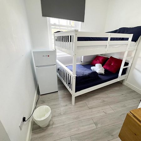 Willesden Green Budget Guesthouse ロンドン エクステリア 写真