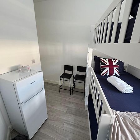Willesden Green Budget Guesthouse ロンドン エクステリア 写真