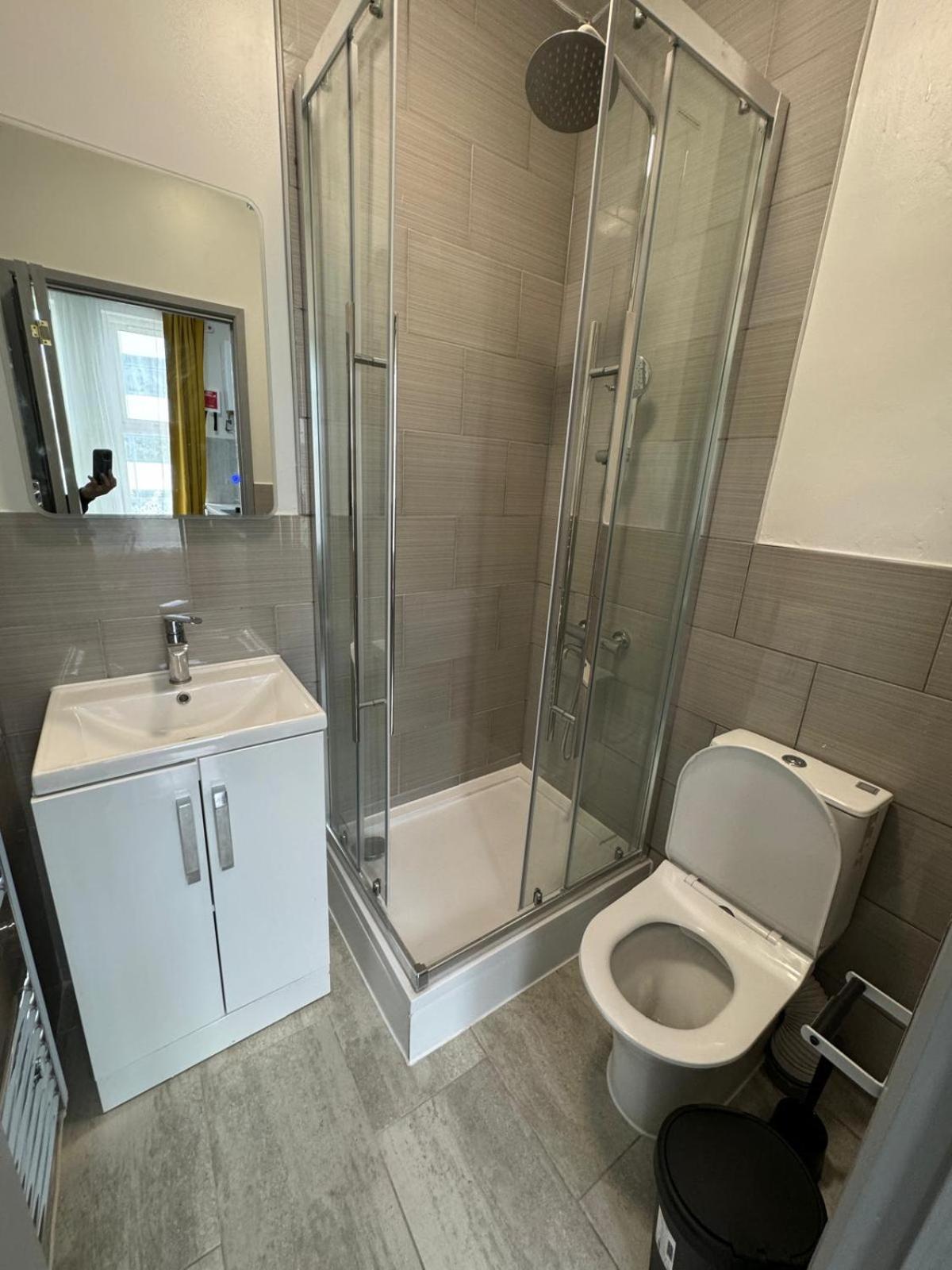 Willesden Green Budget Guesthouse ロンドン エクステリア 写真
