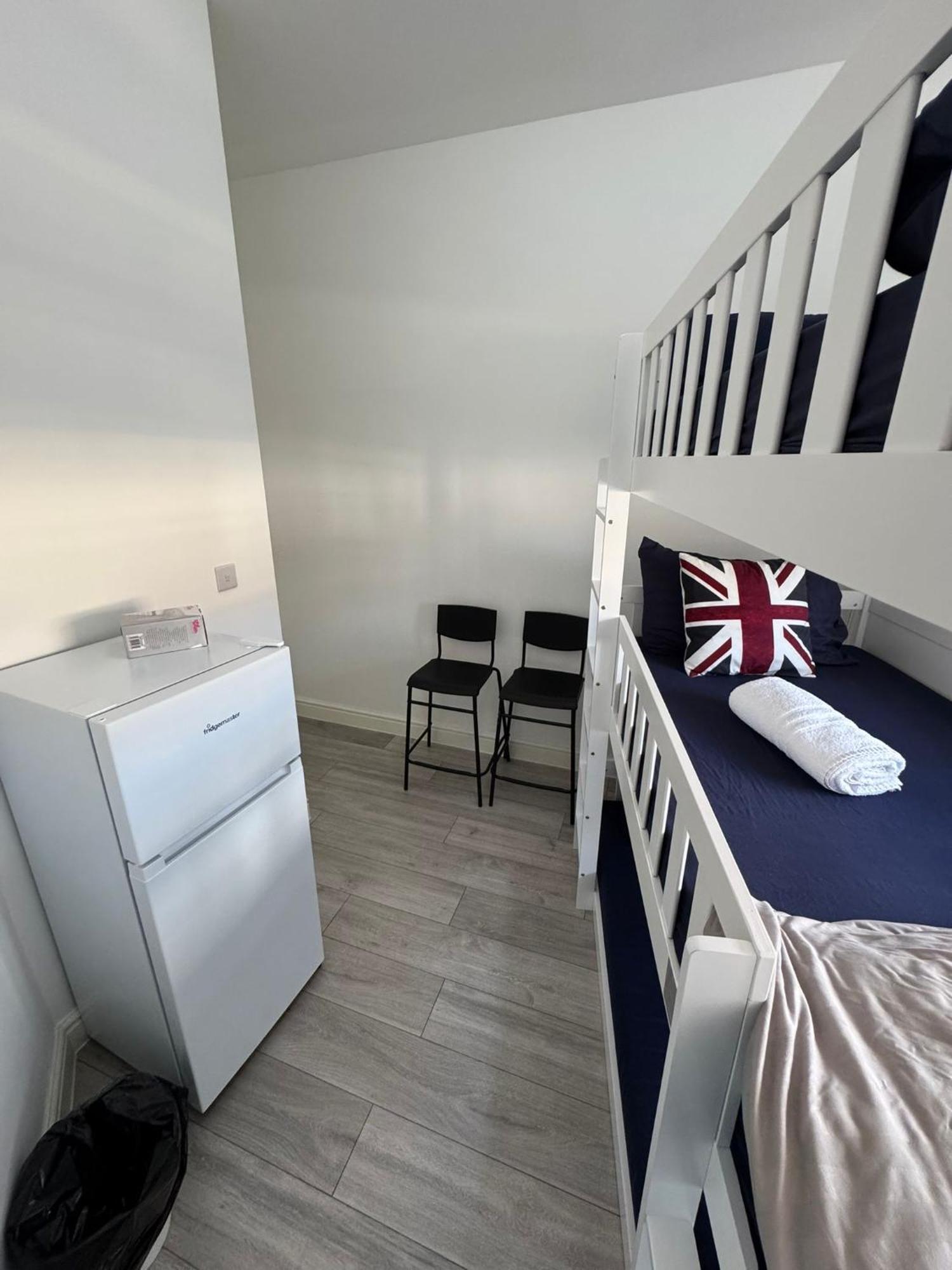 Willesden Green Budget Guesthouse ロンドン エクステリア 写真